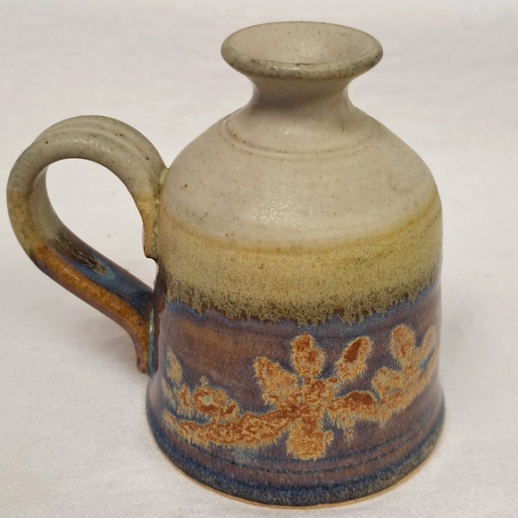 Signed studio art pottery vase with handle made in St Jacobs Ontario - Picture 3 of 8